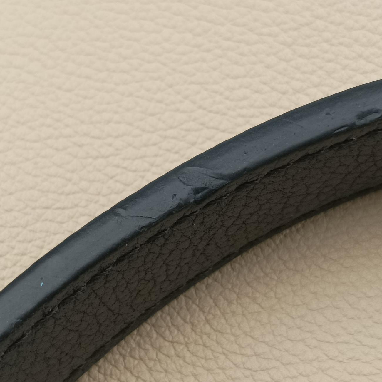 Lockme 2 Beige×Black Taurillon leather M50252 FL4136ロックミーII ベージュ×ブラック トリヨンレザー M50252 FL4136