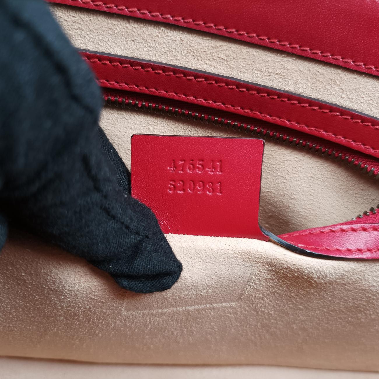 Queen Margaret Red Leather D025171925クイーン マーガレット レッド レザー 476541 D025171925