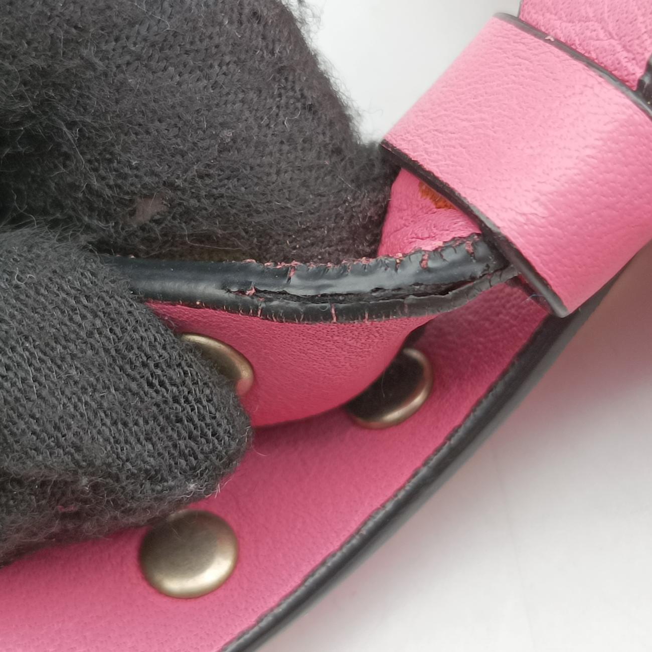 Rockstud Pink Leather BS-I816BOL2ロックスタッズ ピンク レザー BS-I816BOL2