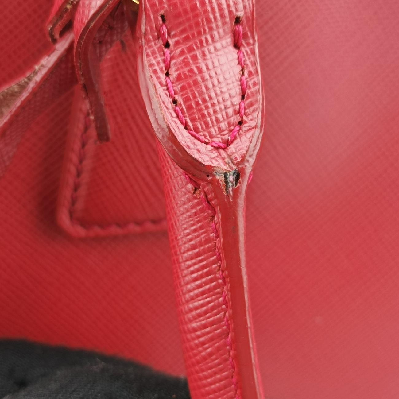 Galleria Red SAFFIANO Leather BN1801 64ガレリア レッド サフィアーノレザー BN1801 64