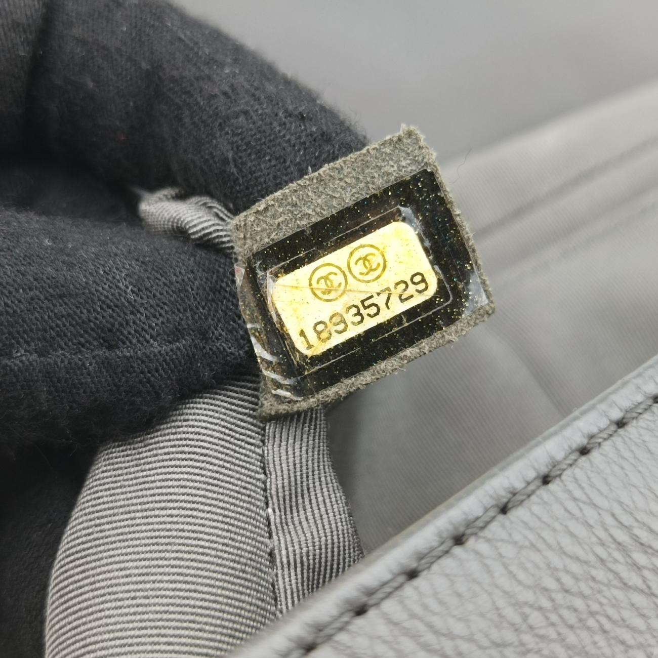 BOY CHANEL Grey leather A67948 18935729ボーイシャネル グレー レザー A67948 18935729