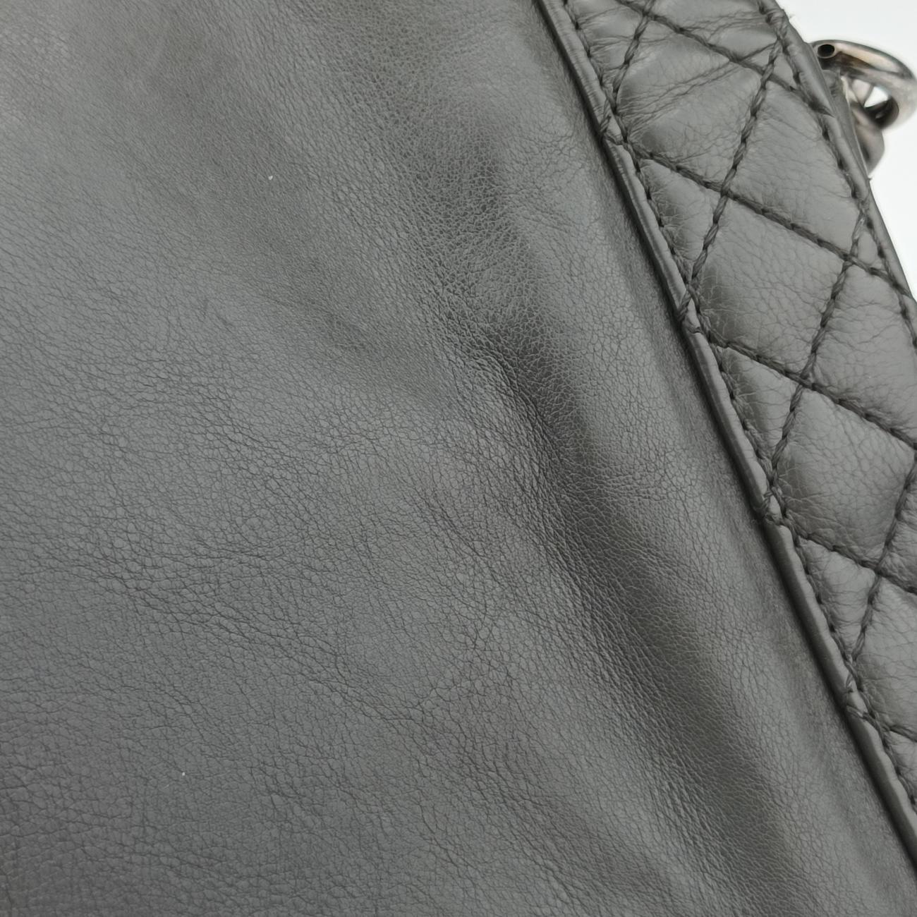 BOY CHANEL Grey leather A67948 18935729ボーイシャネル グレー レザー A67948 18935729