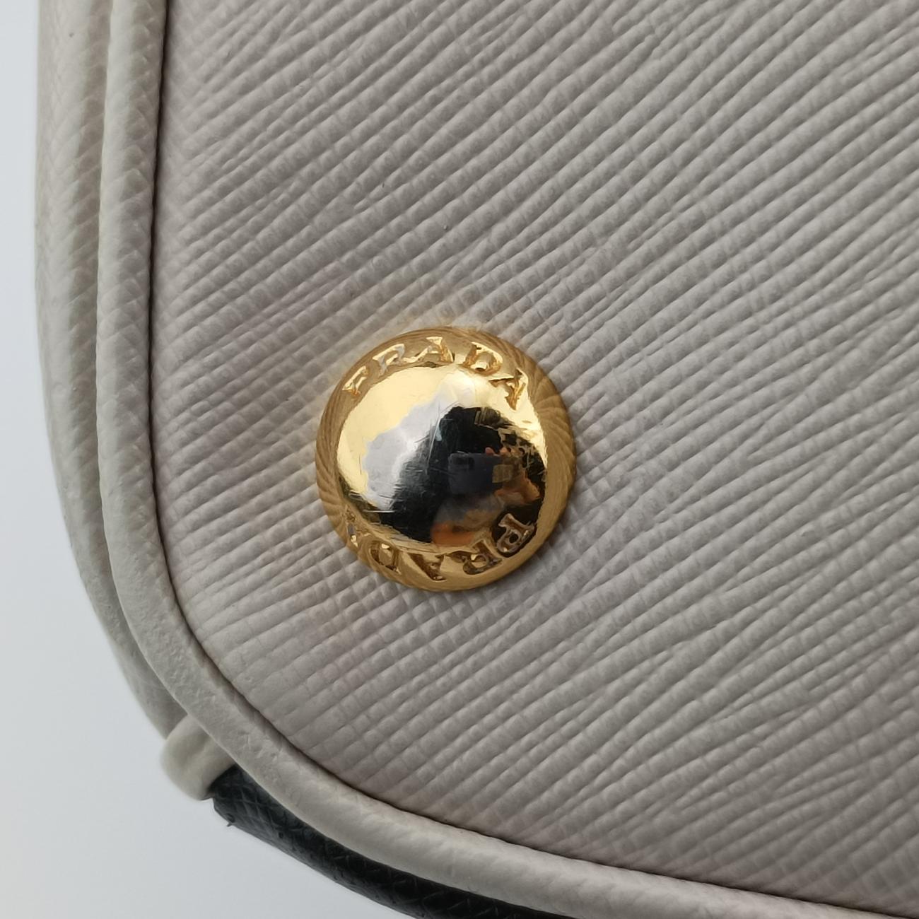 Galleria Black×white SAFFIANO Leather B2274A 103ガレリア ブラック×ホワイト サフィアーノレザー B2274A 103