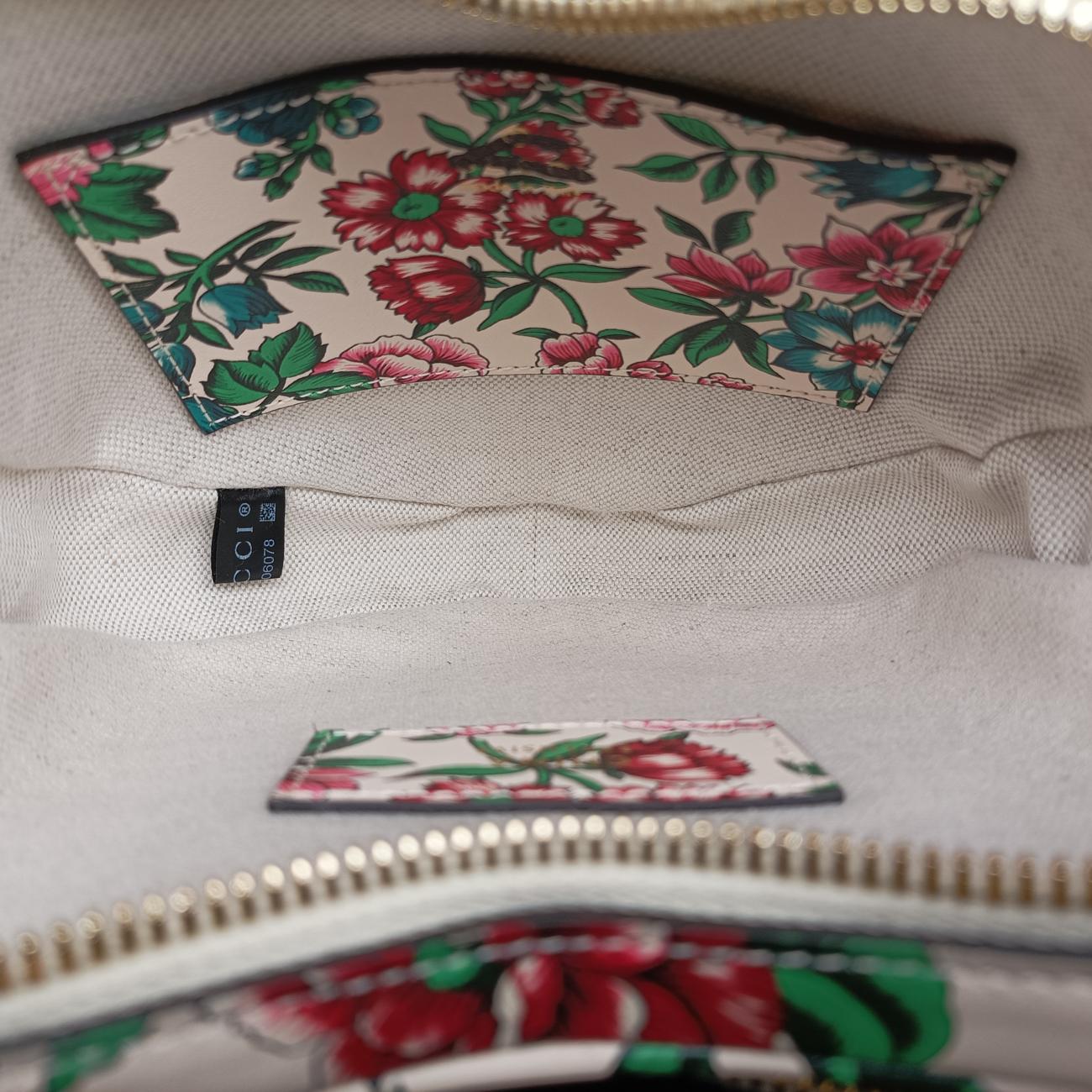 GG Marmont Flower Print Heart Multicolour Leather E040806078GGマーモント フラワー プリント ハート マルチカラー レザー 740355 E040806078