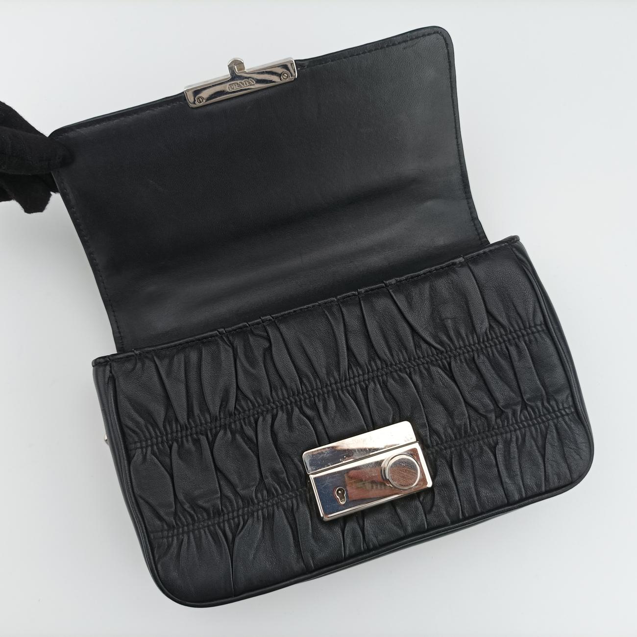 Nappa Gaufre Sound LockBlackNappa Leather1BD139197/Bナッパゴーフル サウンドロックブラックナッパレザー1BD139197/B