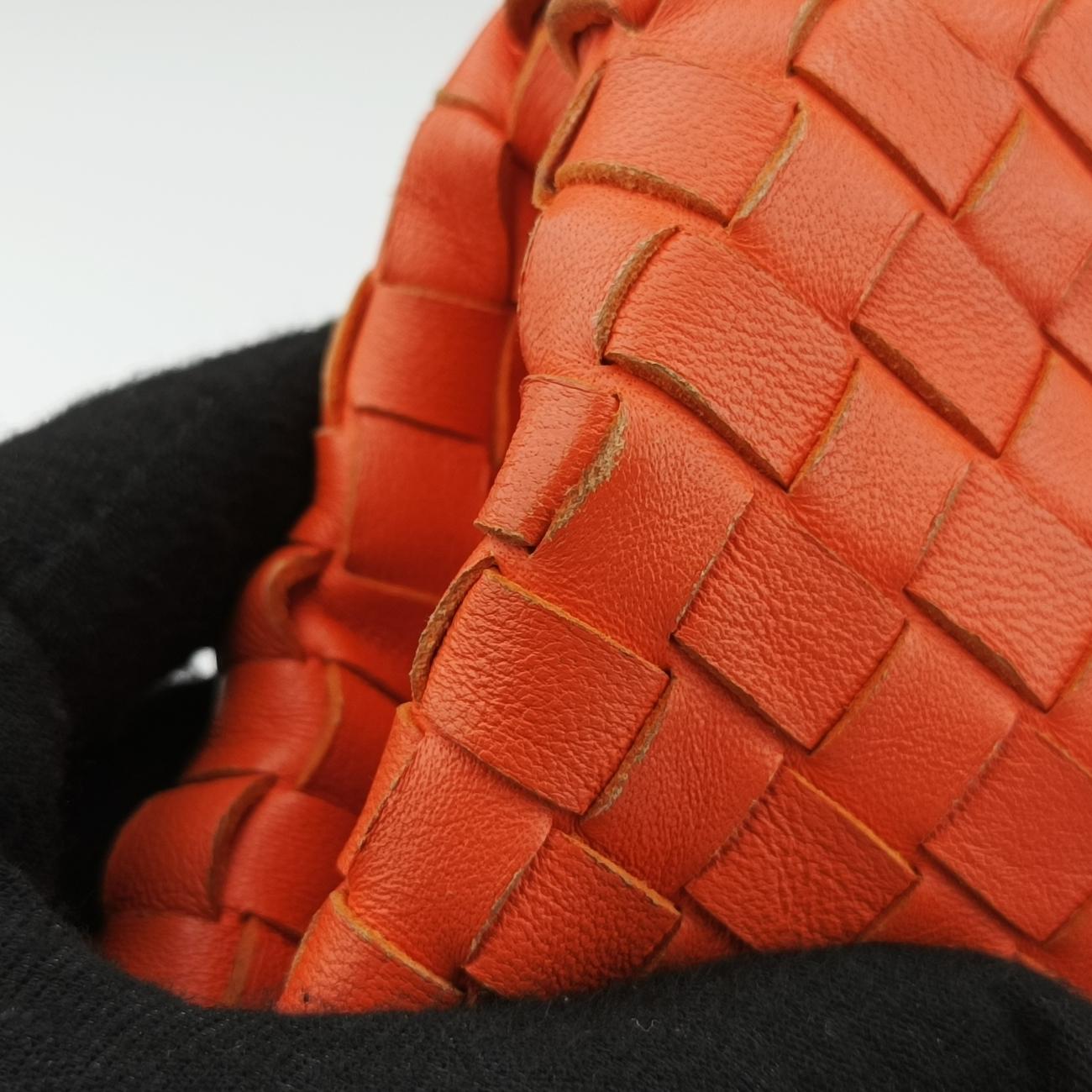 Intrecciato Orange lambskin B02853628Nイントレチャート オレンジ ラムスキン B02853628N