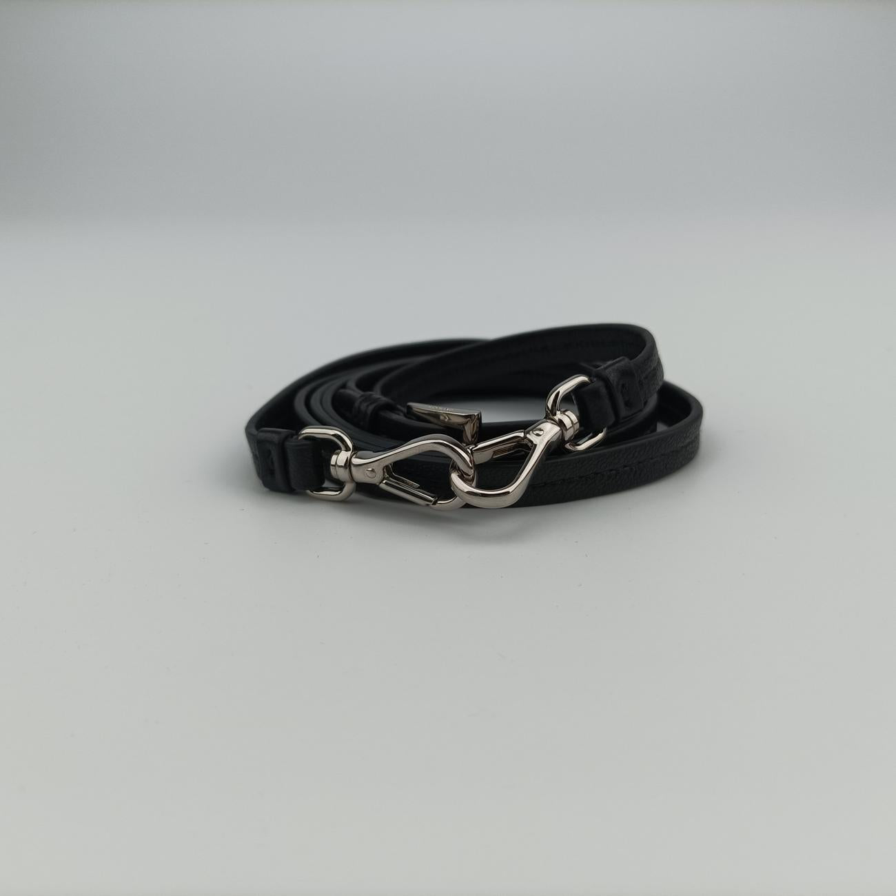 triangle mini Black Leather 62トライアングル ミニ ブラック レザー 1NR015 62