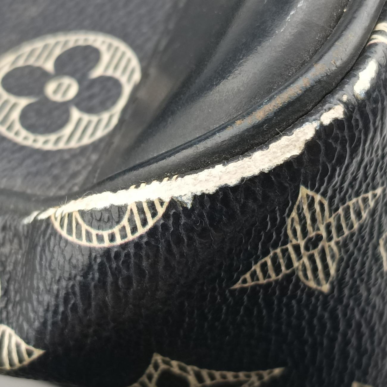 Messenger PM navy Monogram Savane M54248 PL4196メッセンジャー PM ネイビー モノグラム サバンナ M54248 PL4196