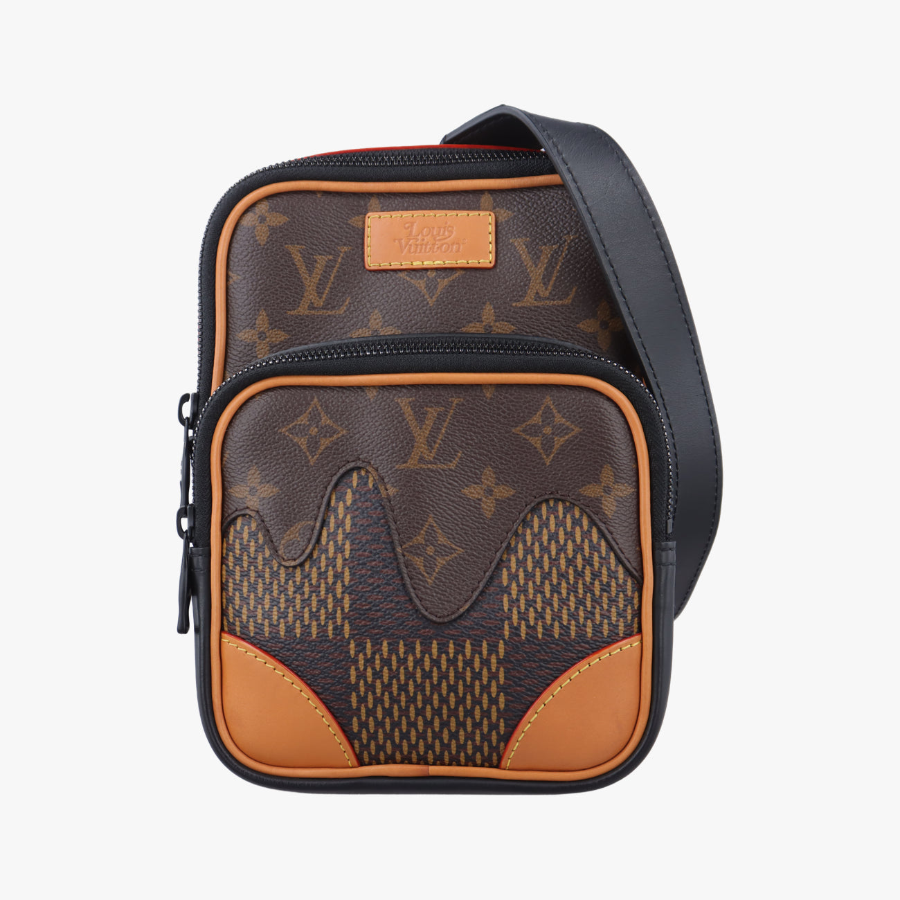 Nigo Amazone Sling messengerEBENE×brownDamier GiantN40379AR2260 ICチップナイゴ アマゾン スリング メッセンジャーエベーヌ×モノグラム/ブラウン系ダミエ ジャイアントN40379AR2260 ICチップ