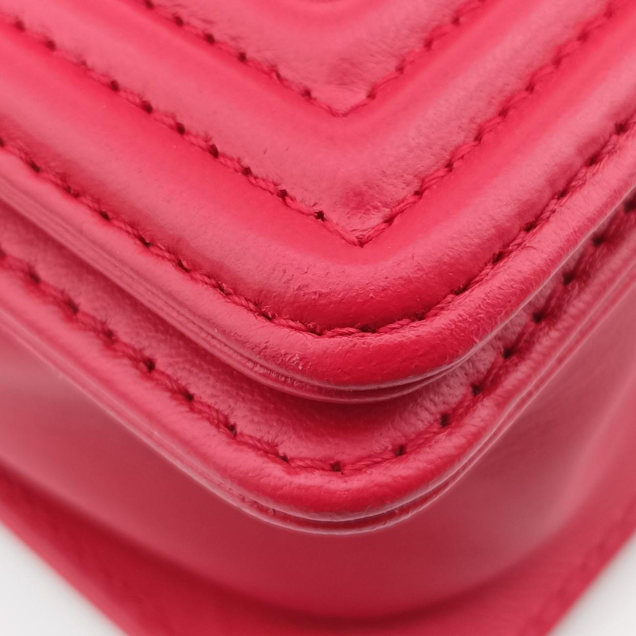 BOY CHANELRedlambskin×GarrushaA6623021026517ボーイシャネルレッドラムスキン×ガルーシャA6623021026517