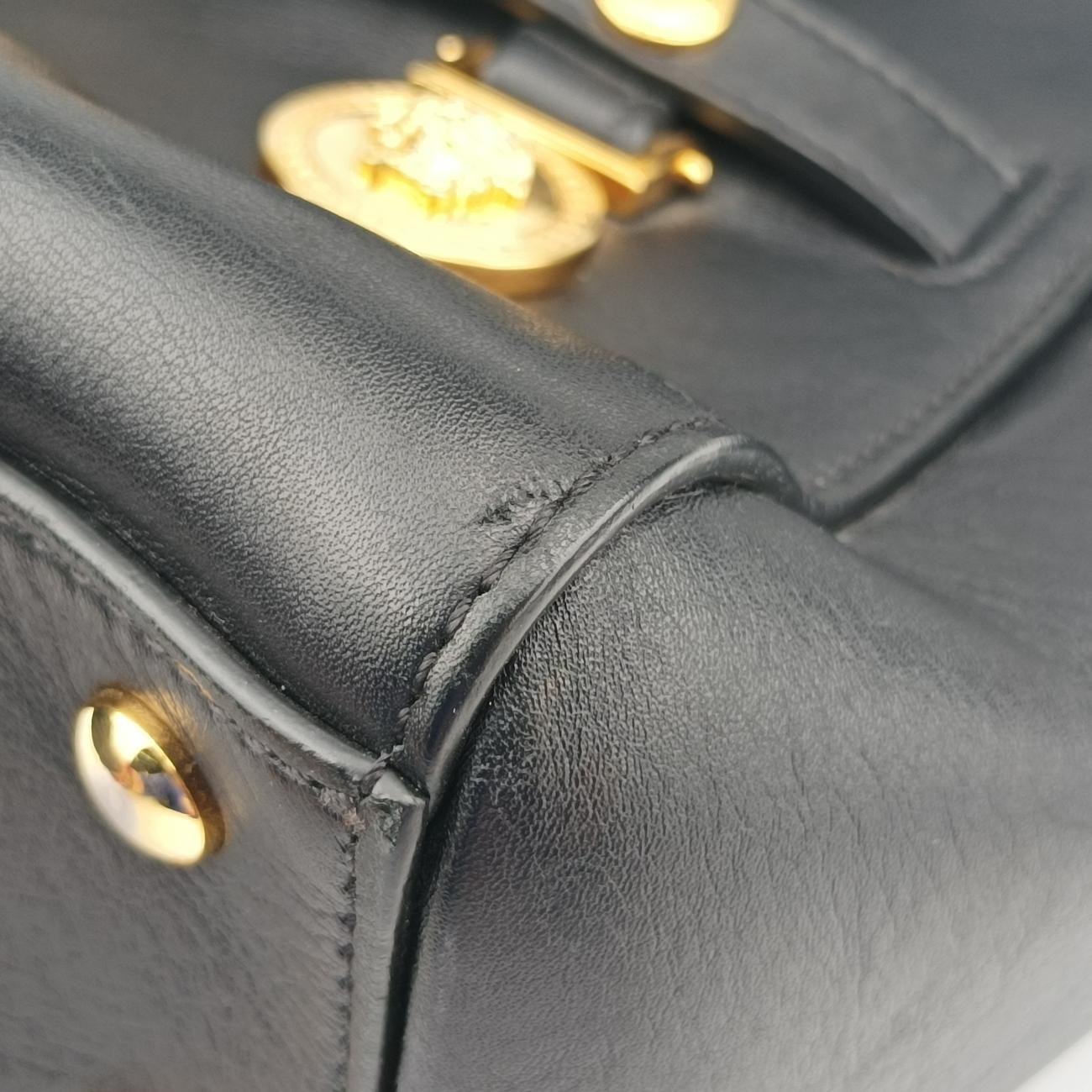 SIGNATURE La Medusa Black Leather CLG067832714190メドゥーサ ブラック レザー CLG067832714190