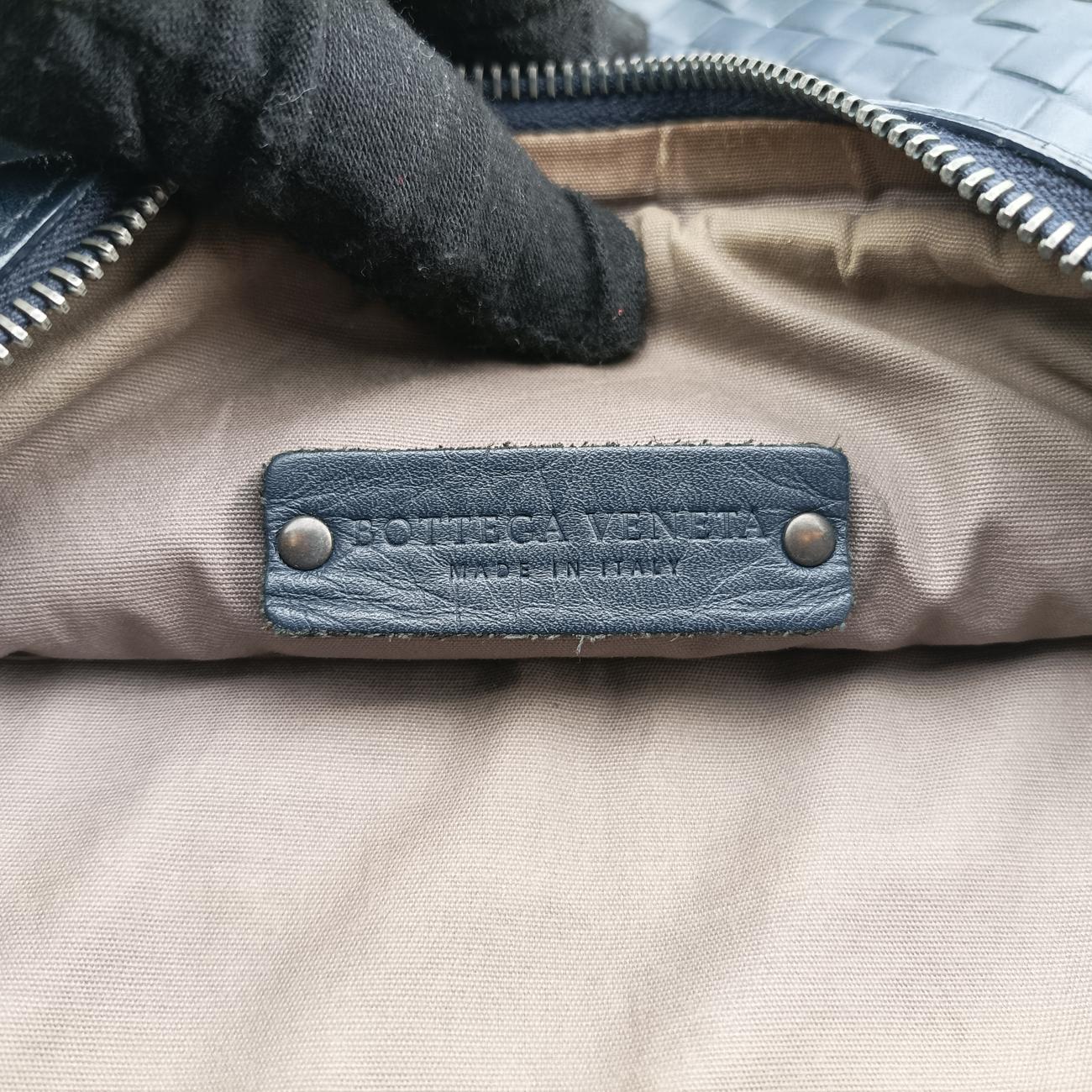 Intrecciato Navy lambskin B06343903Gイントレチャート ネイビー ラムスキン B06343903G