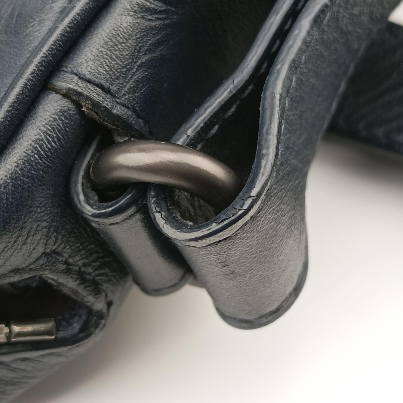 Intrecciato Navy lambskin B06343903Gイントレチャート ネイビー ラムスキン B06343903G