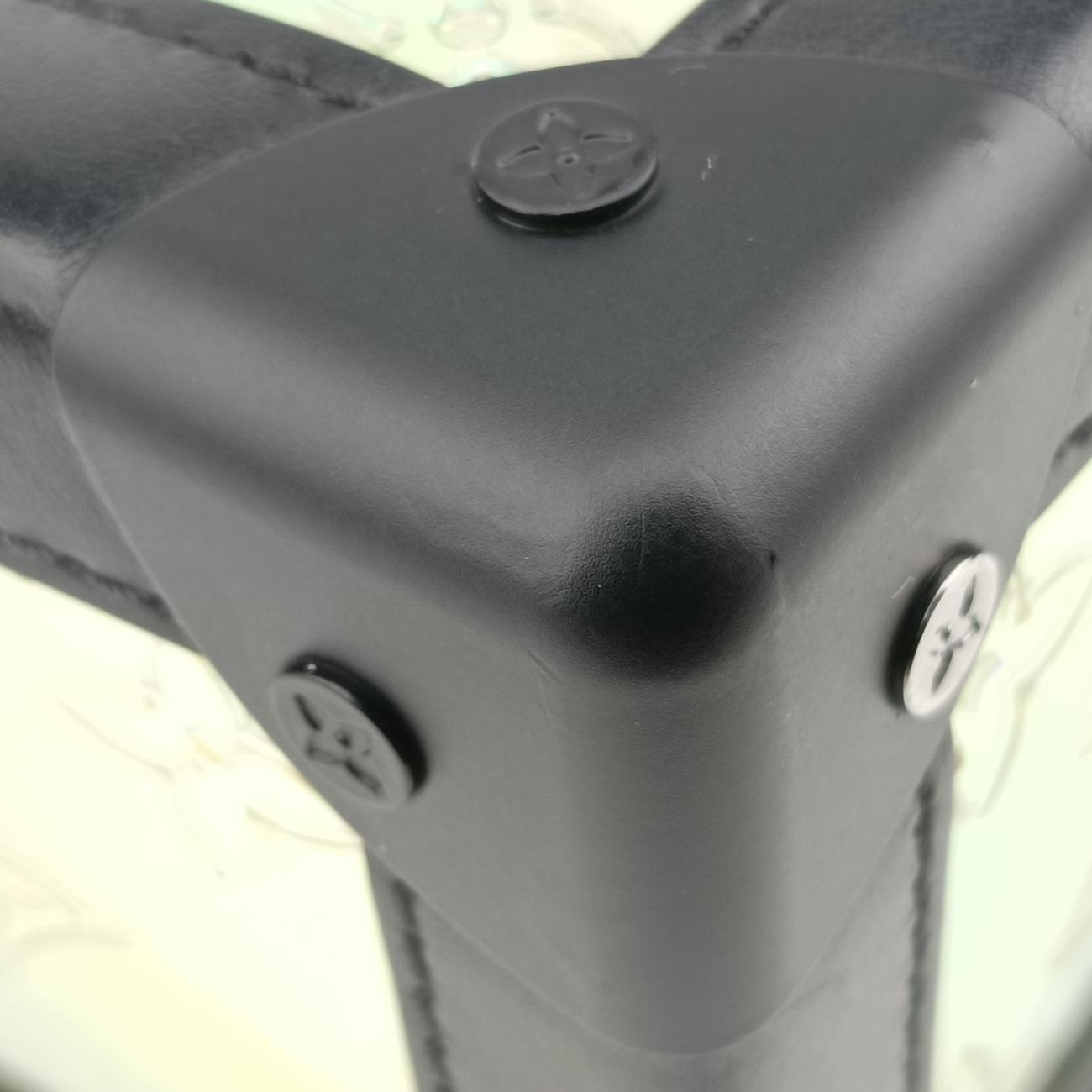 Soft Trunk Hologram x black Monogram Prism×calf leather M55932 DU4179 ICチップソフトトランク ホログラム×ブラック モノグラム プリズム×カーフレザー M55932 DU4179 ICチップ