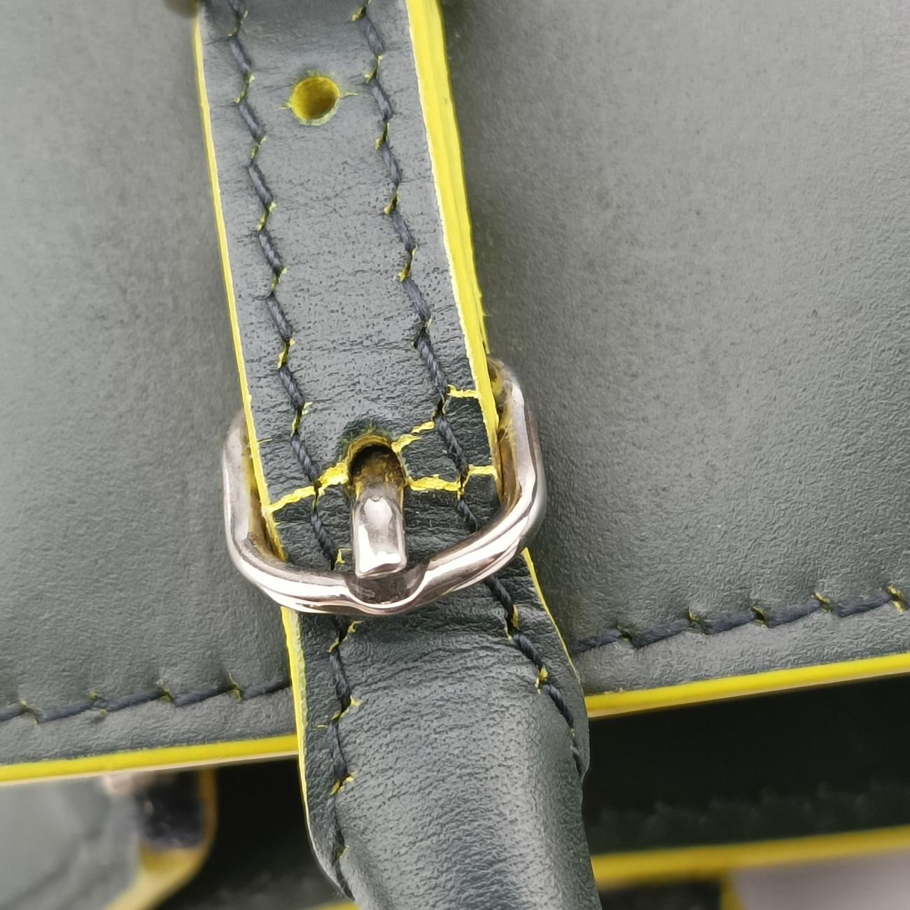 Paper A6 Tote Green×Yellow Leather 357333.4075.F.002123ペーパー A6 トート グリーン×イエロー レザー 357333.4075.F.002123