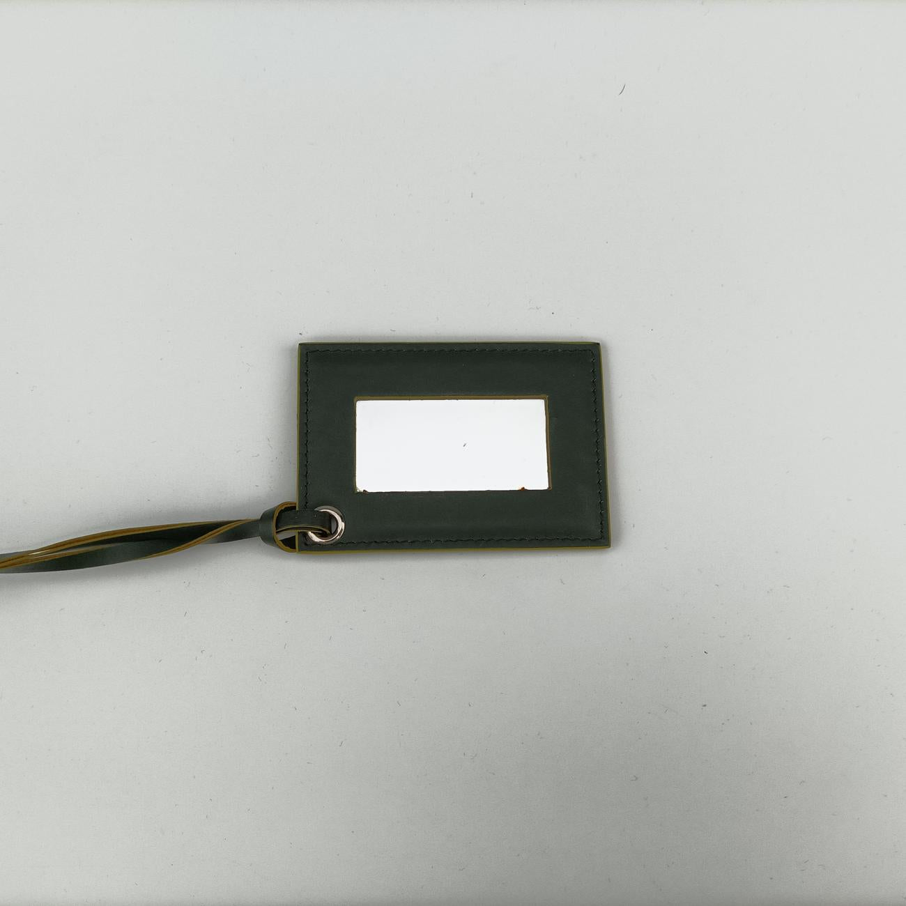 Paper A6 Tote Green×Yellow Leather 357333.4075.F.002123ペーパー A6 トート グリーン×イエロー レザー 357333.4075.F.002123