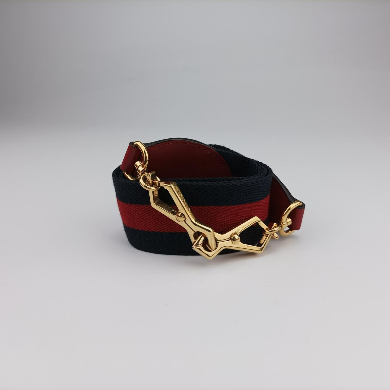 Bamboo Nymphaea Red Leather 470271 G021540433バンブーニムフェア レッド レザー 470271 G021540433