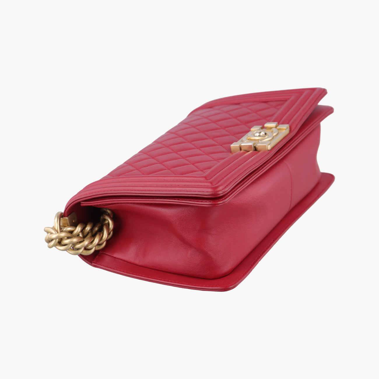 BOY CHANEL Red lambskin A67086 24605341ボーイシャネル レッド ラムスキン A67086 24605341