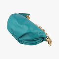 The Chain Pouch Green lambskin P01635952Aザ チェーンポーチ グリーン ラムスキン P01635952A