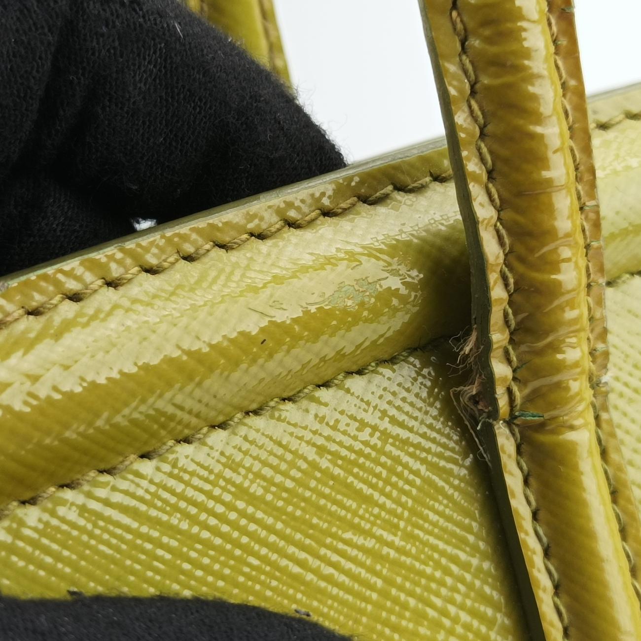 Parabole Tote Green Patent Leather BN2411 25パラボラトート グリーン パテント BN2411 25