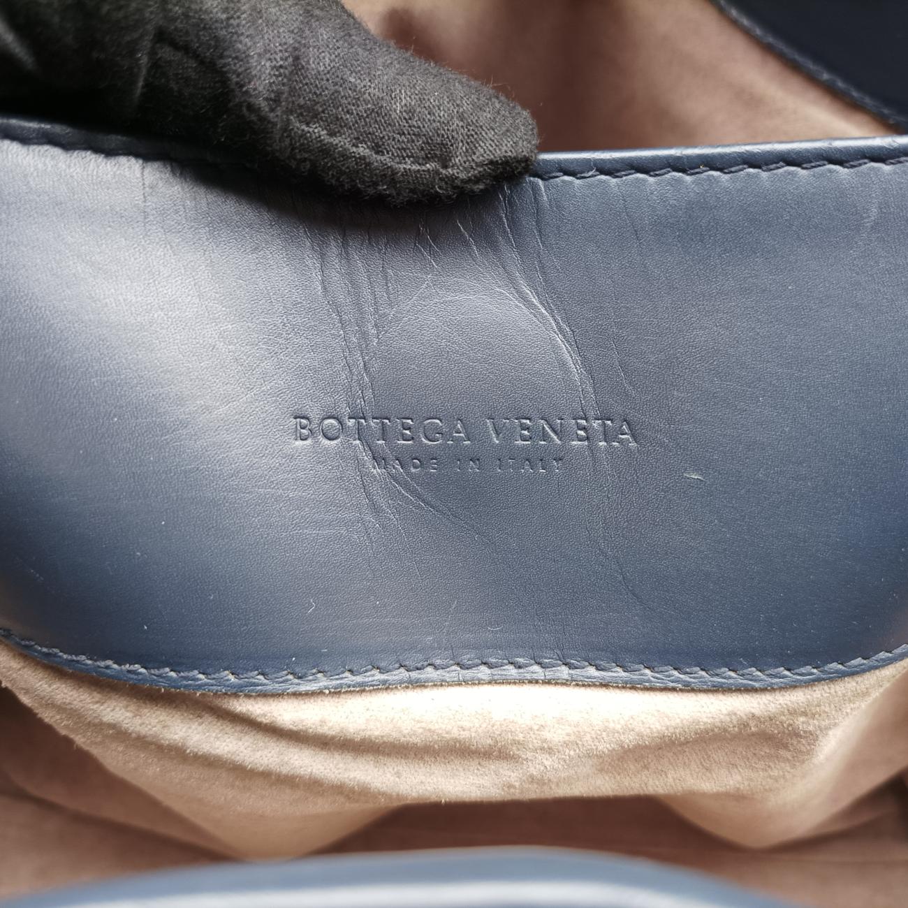 Roma Intrecciato Navy lambskin B03185037Bローマ イントレチャート ネイビー ラムスキン B03185037B