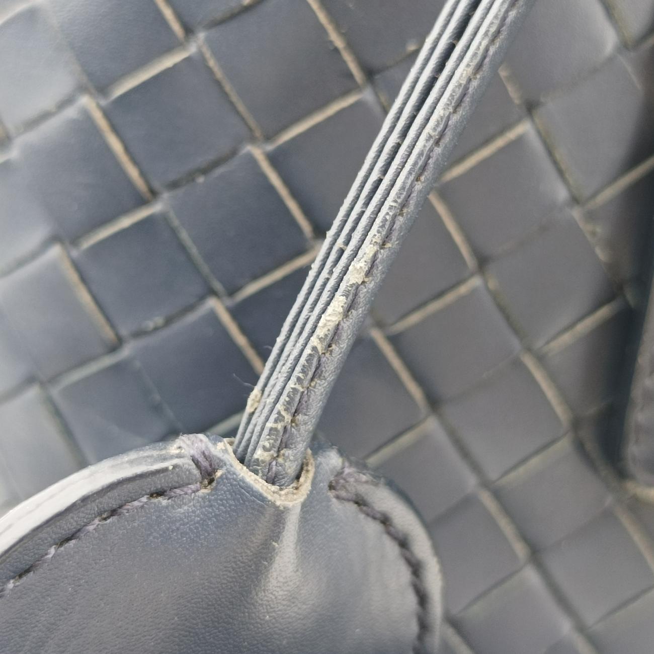 Roma Intrecciato Navy lambskin B03185037Bローマ イントレチャート ネイビー ラムスキン B03185037B