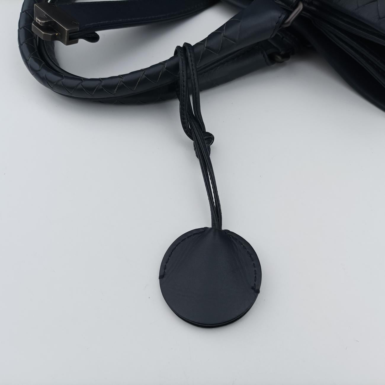 Roma Intrecciato Navy lambskin B03185037Bローマ イントレチャート ネイビー ラムスキン B03185037B