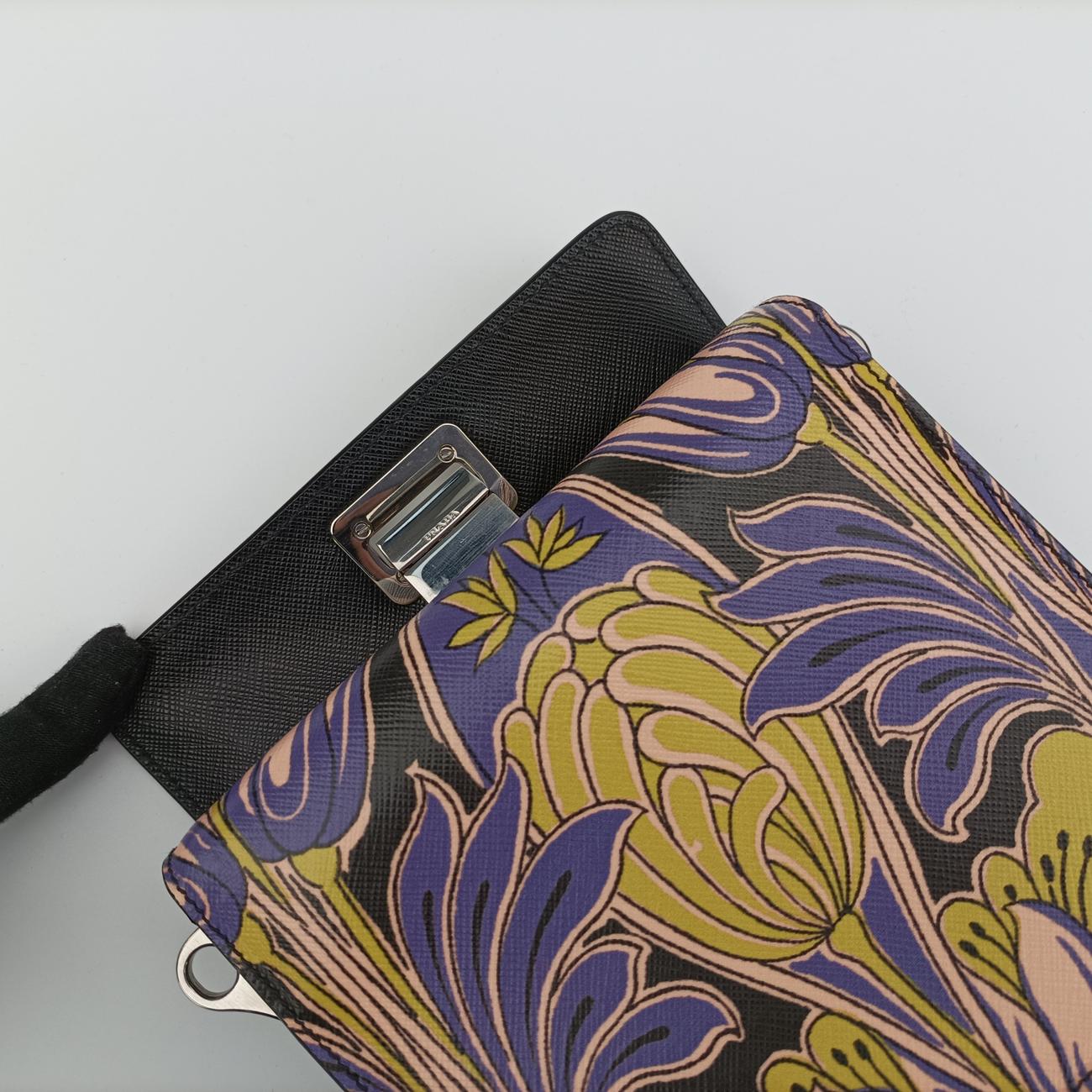 Soft Floral Clutch Multicolour Saffiano leather 7ソフトフローラルクラッチ マルチカラー サフィアーノレザー 7