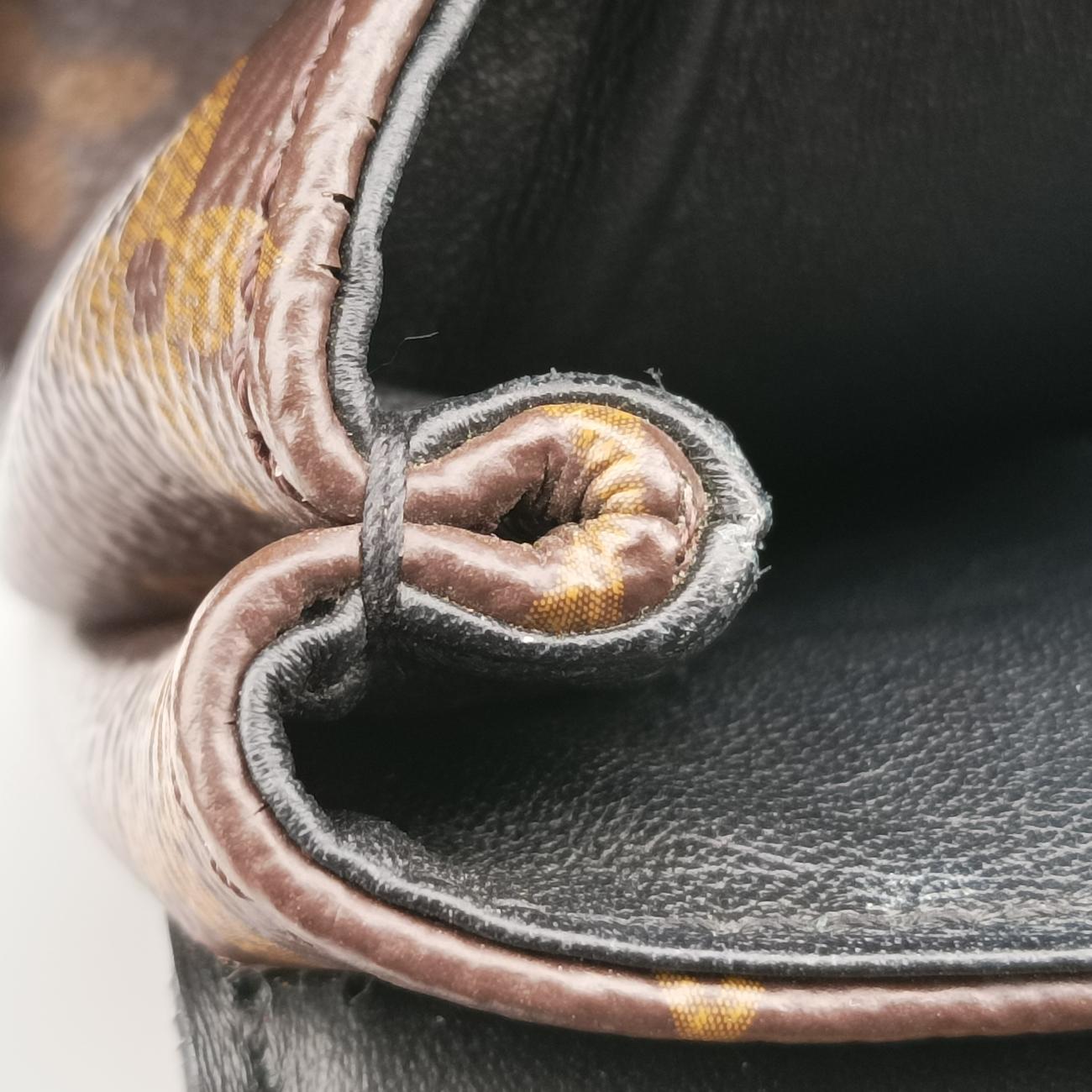 Monogram Pochette Brown× Black × Multicolor PVC coated canvas M44916 FL3189モノグラム ポシェット モノグラム/ブラウン系×ブラック×マルチカラー PVCコーティングキャンバス M44916 FL3189