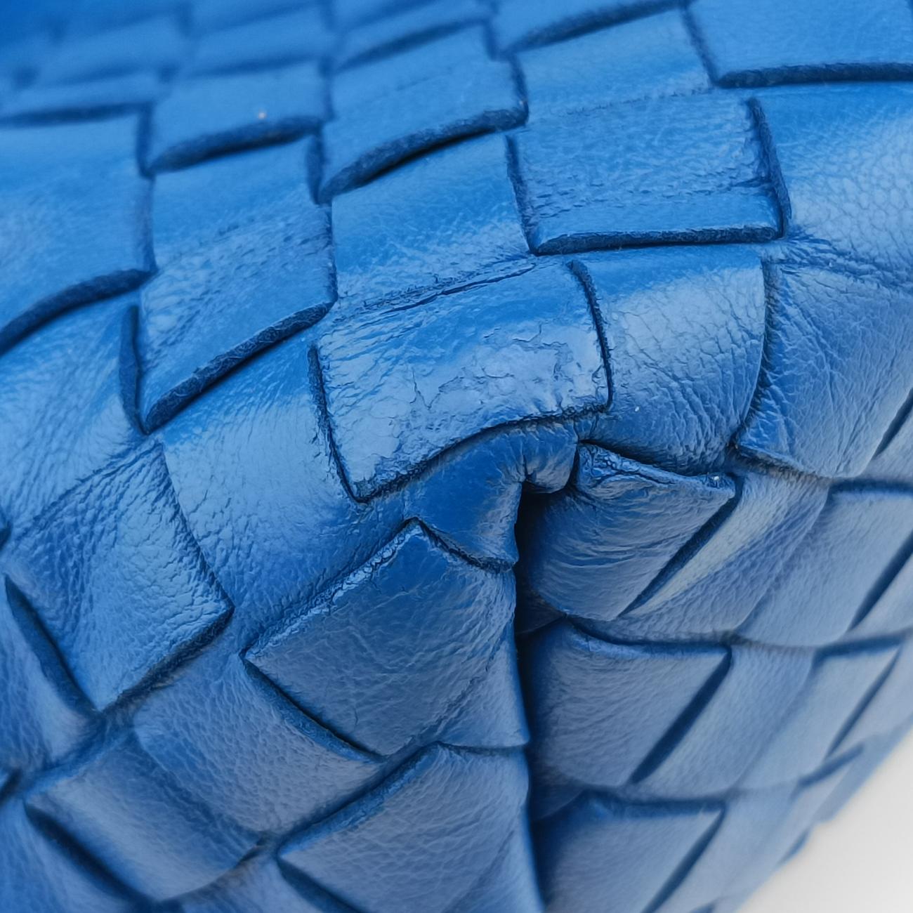 Intrecciato Olimpia Blue lambskin B05580007Dイントレチャート オリンピア ブルー ラムスキン B05580007D