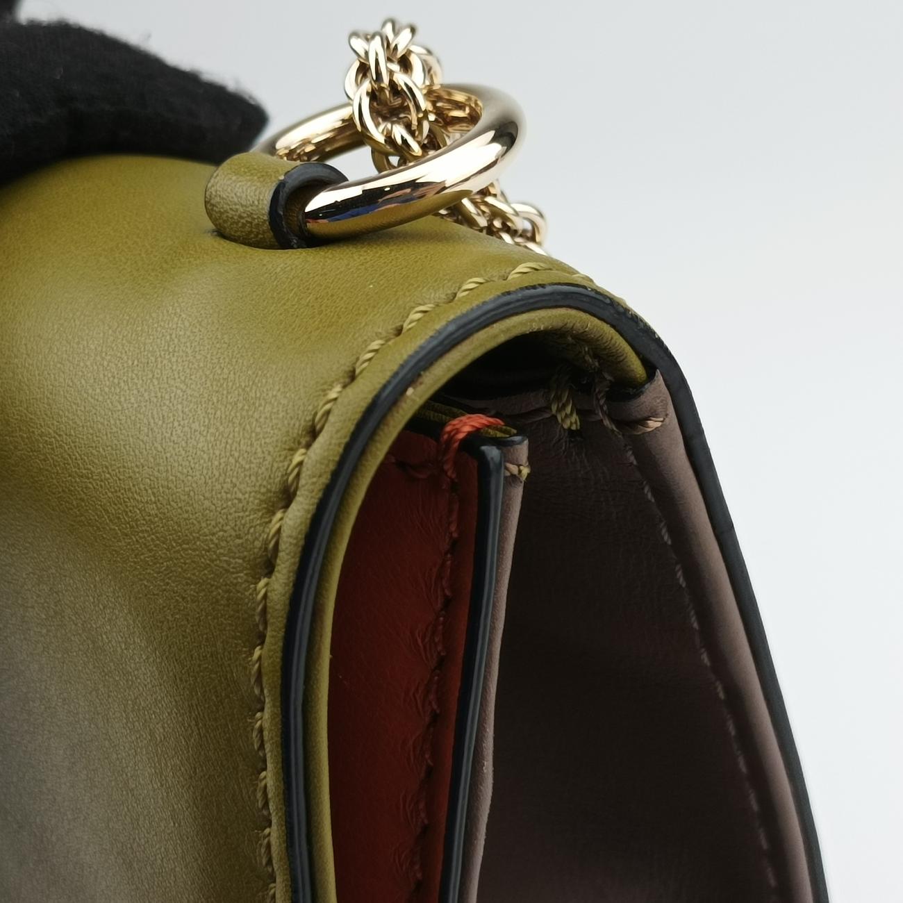 Rockstud Glam Lock Multicolour Leather BL-H398VMV3ロックスタッズグラムロックスモール マルチカラー レザー BL-H398VMV3