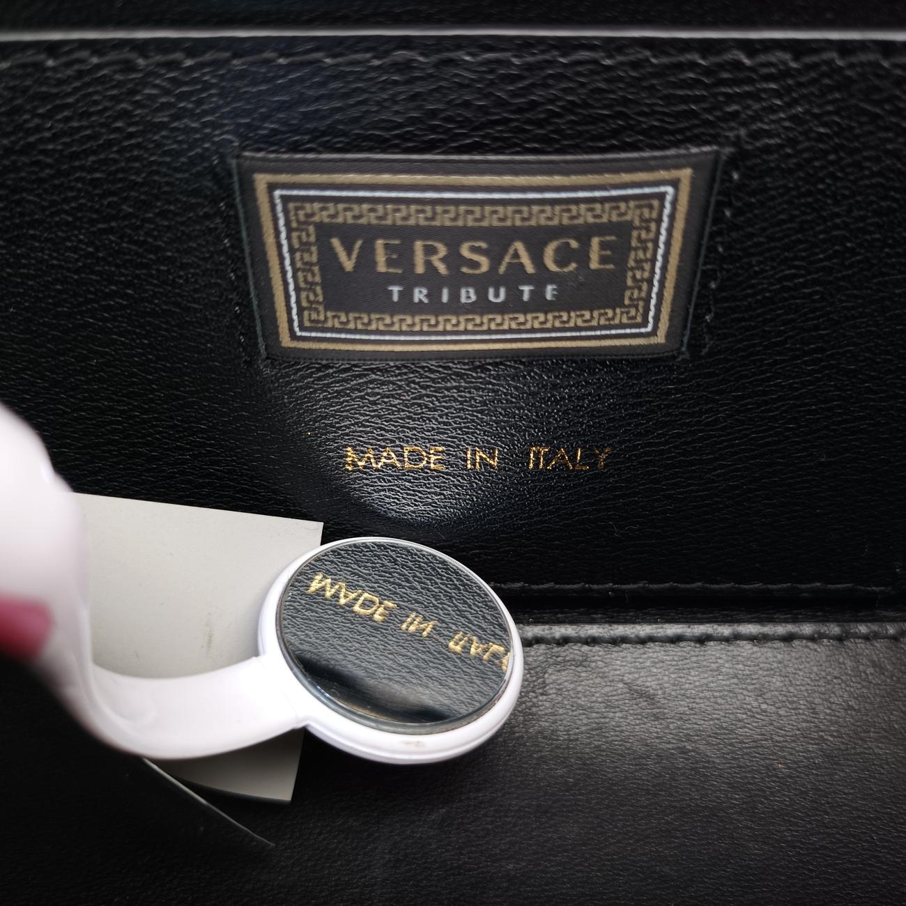 Medusa Black Leather CLG 934 066 637 532メデューサ ブラック レザー CLG 934 066 637 532