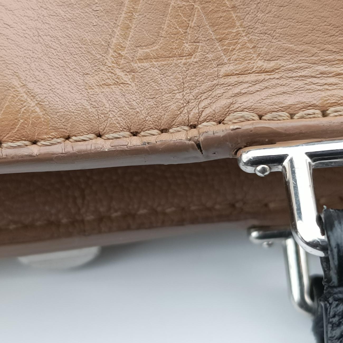 Monogram Very Zipped SESAME Grained leather x smooth leather M51929 DR0158モノグラムベリージップ セサミ グレインレザー×スムースレザー M51929 DR0158