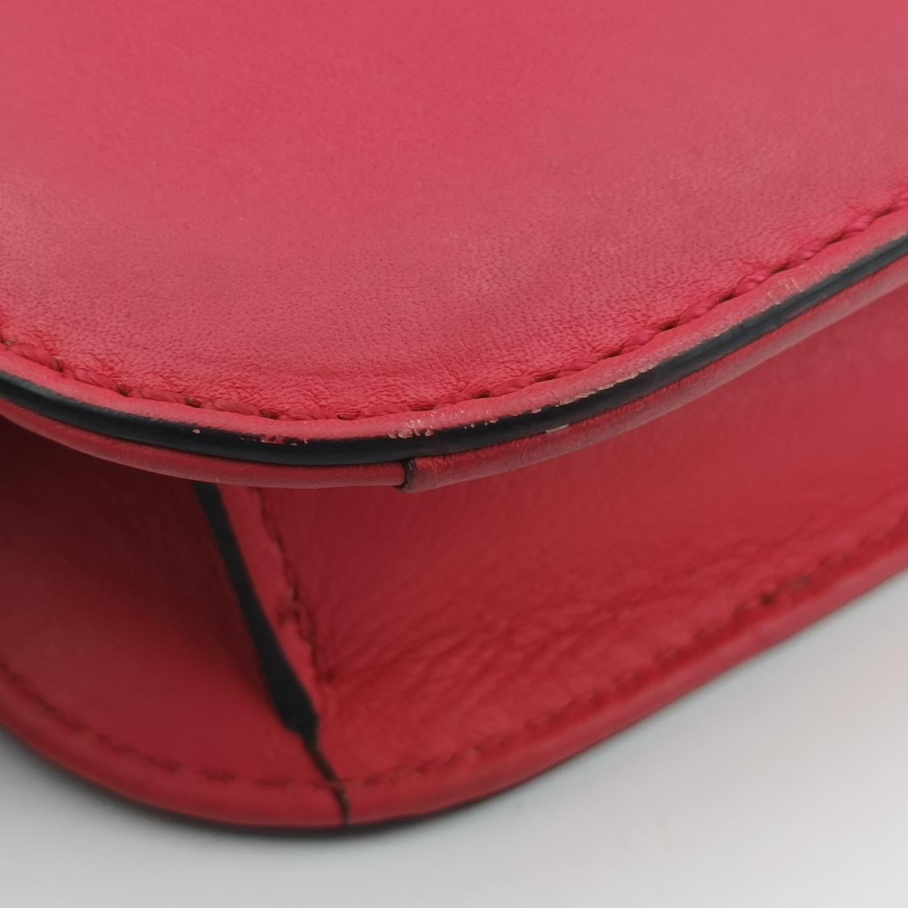 Rockstud Glam Lock Red Leather BL-K398VIT2ロックスタッズグラムロックミディアム レッド レザー BL-K398VIT2