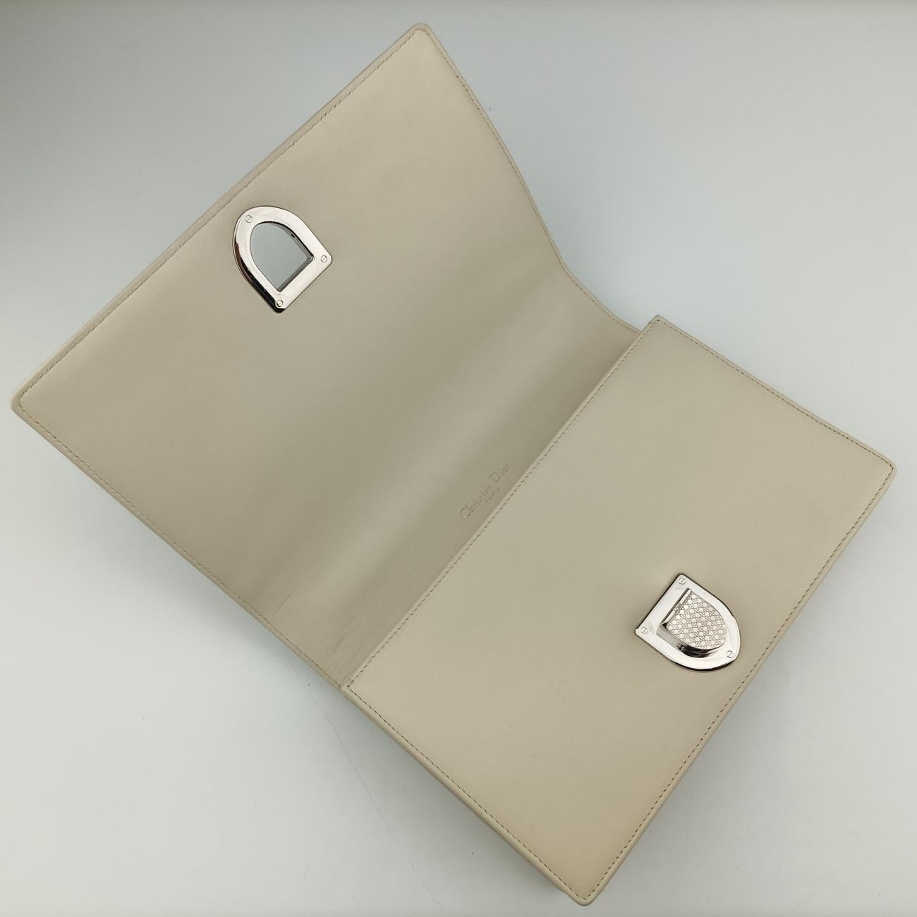 Diorama White leather 09-BO-0155ディオラマ ホワイト レザー 09-BO-0155