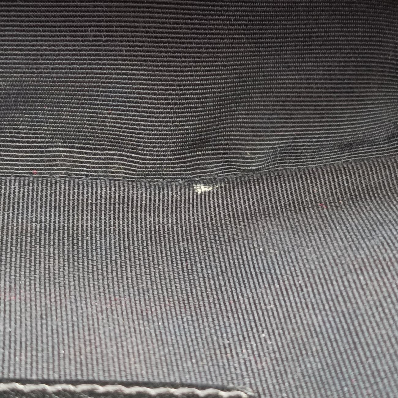 BOY CHANEL Red Leather A66712 15636981ボーイシャネル レッド レザー A66712 15636981