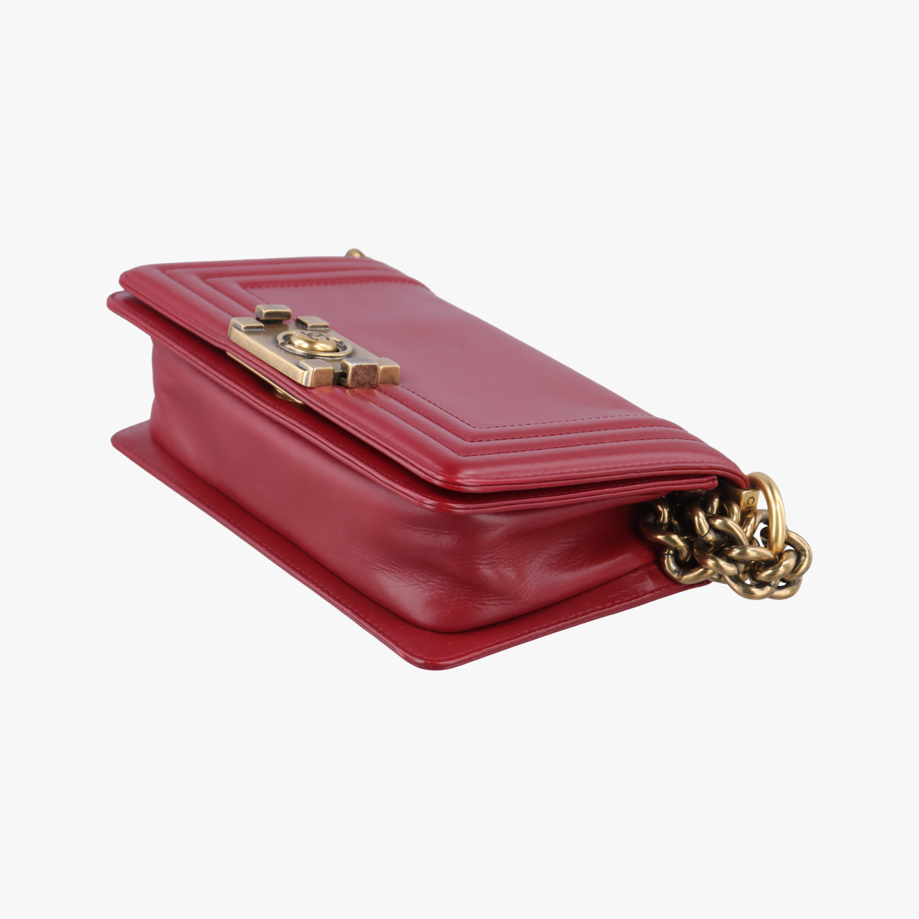 BOY CHANEL Red Leather A66712 15636981ボーイシャネル レッド レザー A66712 15636981