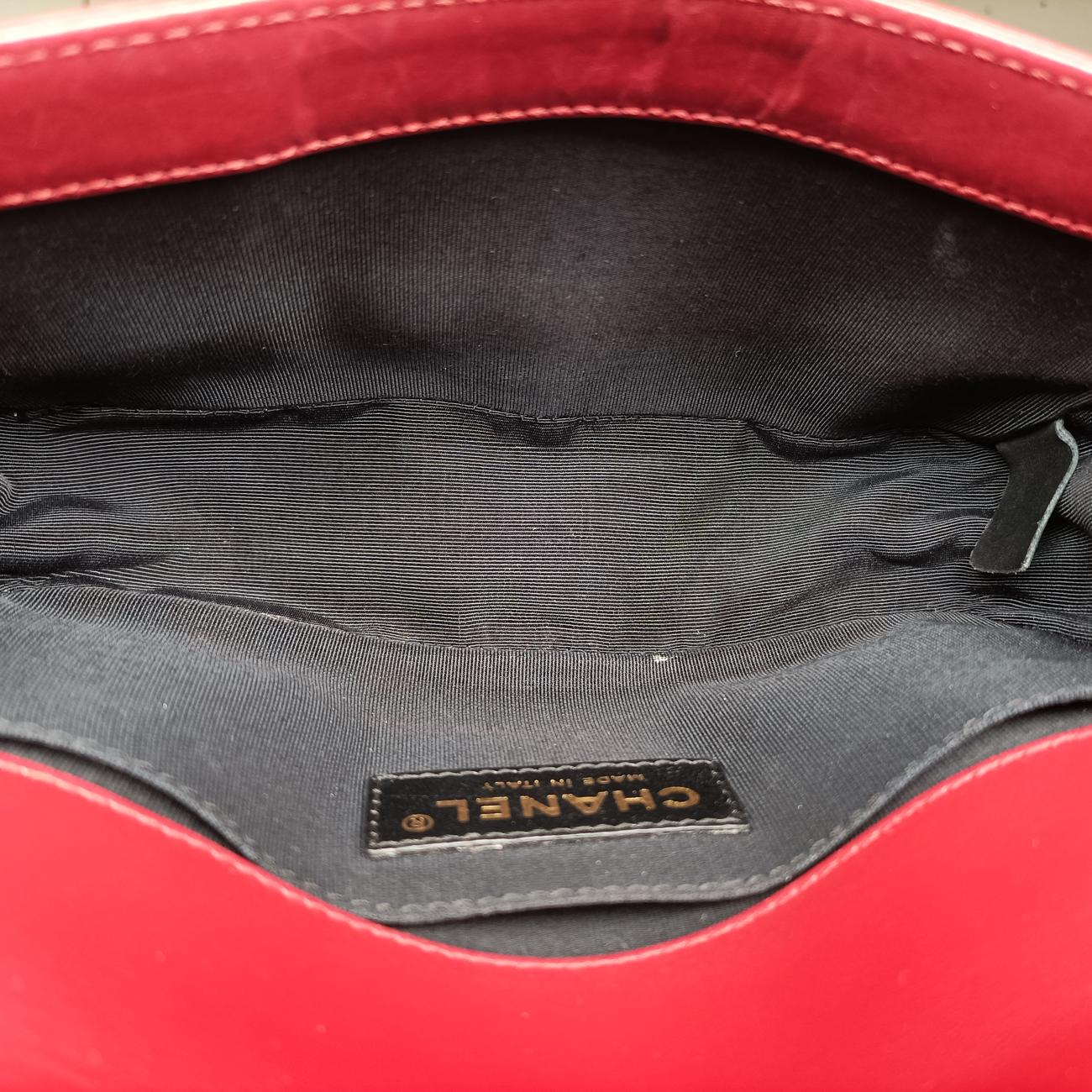 BOY CHANEL Red Leather A66712 15636981ボーイシャネル レッド レザー A66712 15636981