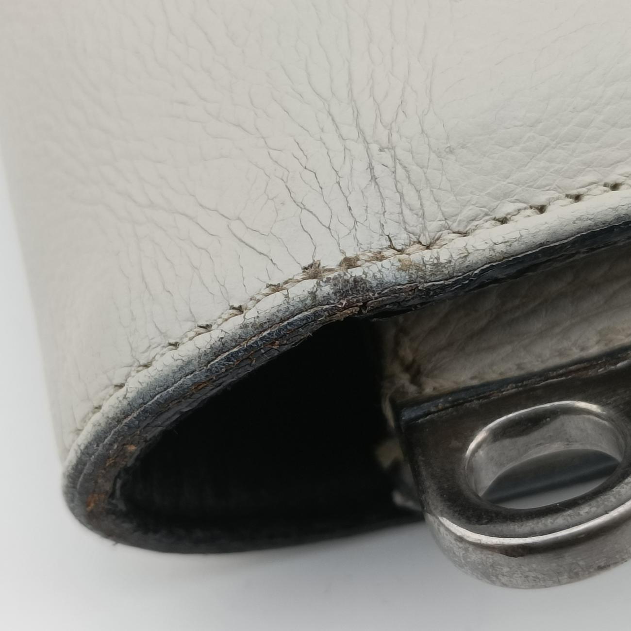 Soft Sound White SAFFIANO Leather BR5026 7ソフトサウンド ホワイト サフィアーノレザー BR5026 7