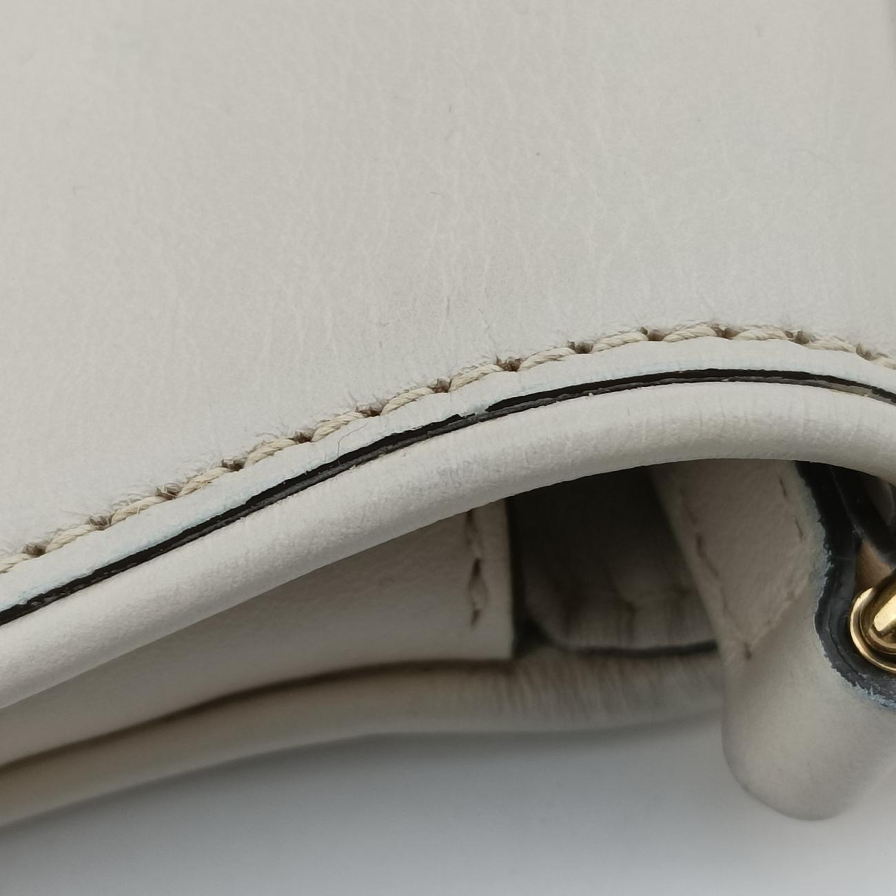 Blondie Chain White Leather 699268 A038550586ブロンディ チェーン ホワイト レザー 699268 A038550586