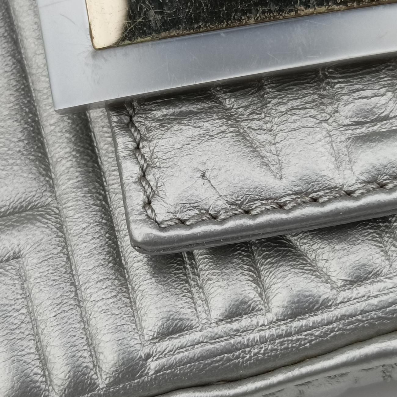 BAGUETTE Silver Leather 8BR600 Lot number unknownマンマバケット シルバー レザー 8BR600 製番不明