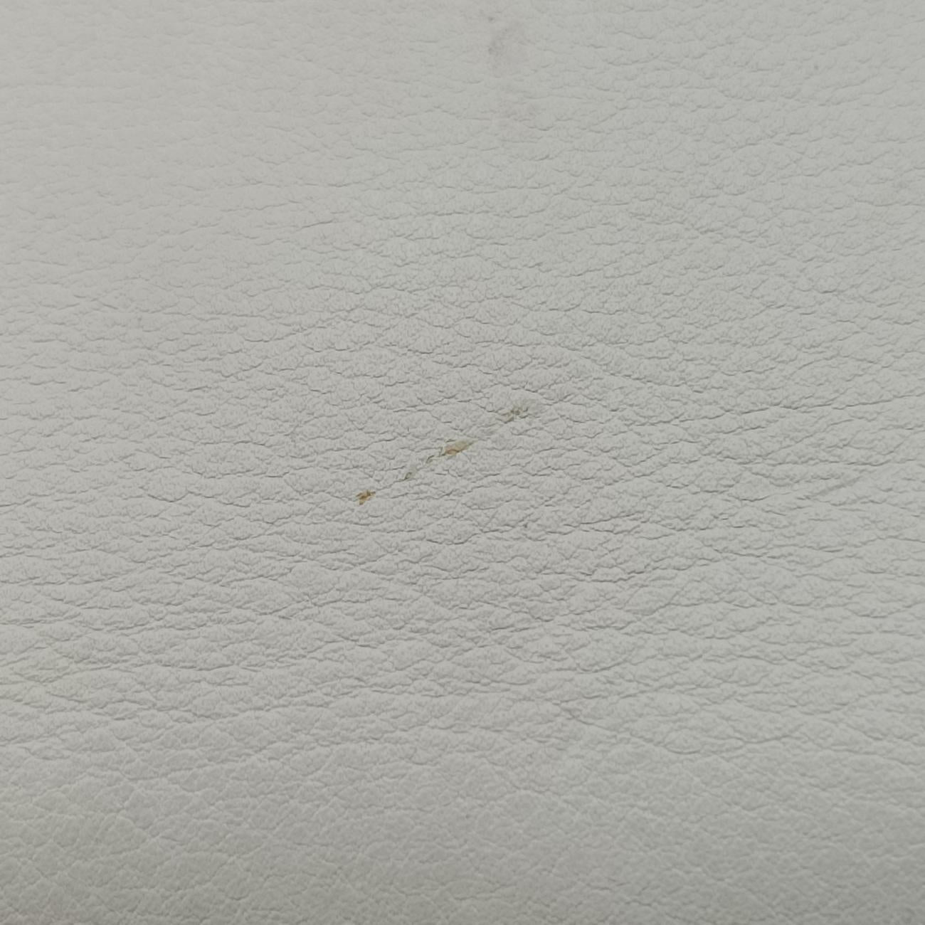 J'adior White leather 19-MA-1118ジャディオール ホワイト レザー 19-MA-1118