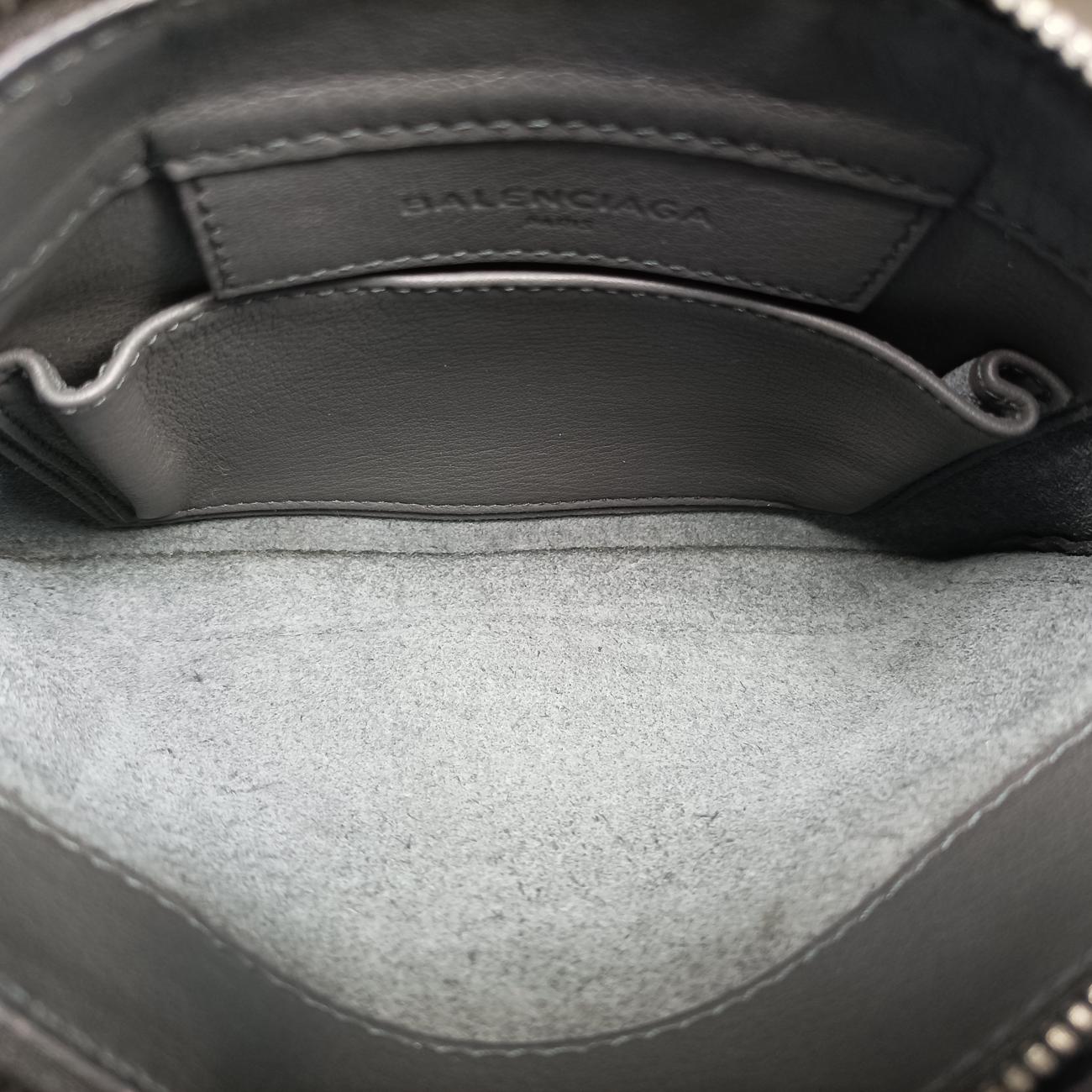 Papier Grey leather 398815.1110.B.535269パピエ グレー レザー 398815.1110.B.535269