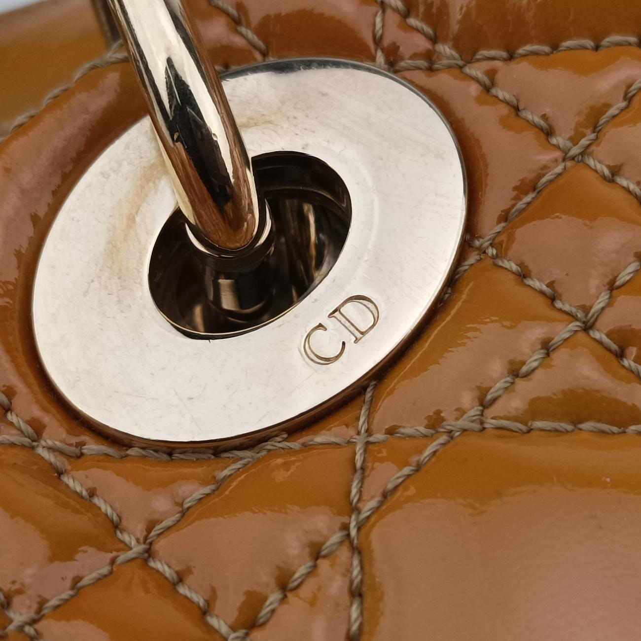 Cannage Dior Soft Yellow Patent 01-RU-1120ディオールソフト イエロー パテント 01-RU-1120