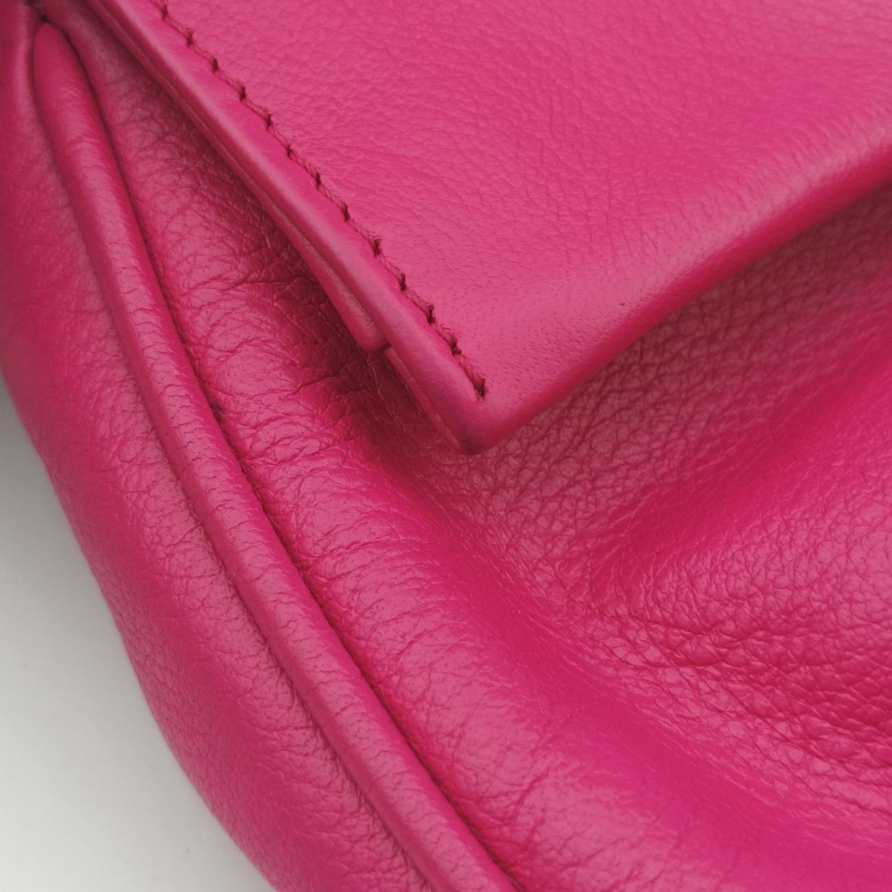 Fendista Pochette Rose Leather 8M0276 8M0276-ANG-128-2566フェンディスタ ポシェット ローズ レッド レザー 8M0276 8M0276-ANG-128-2566