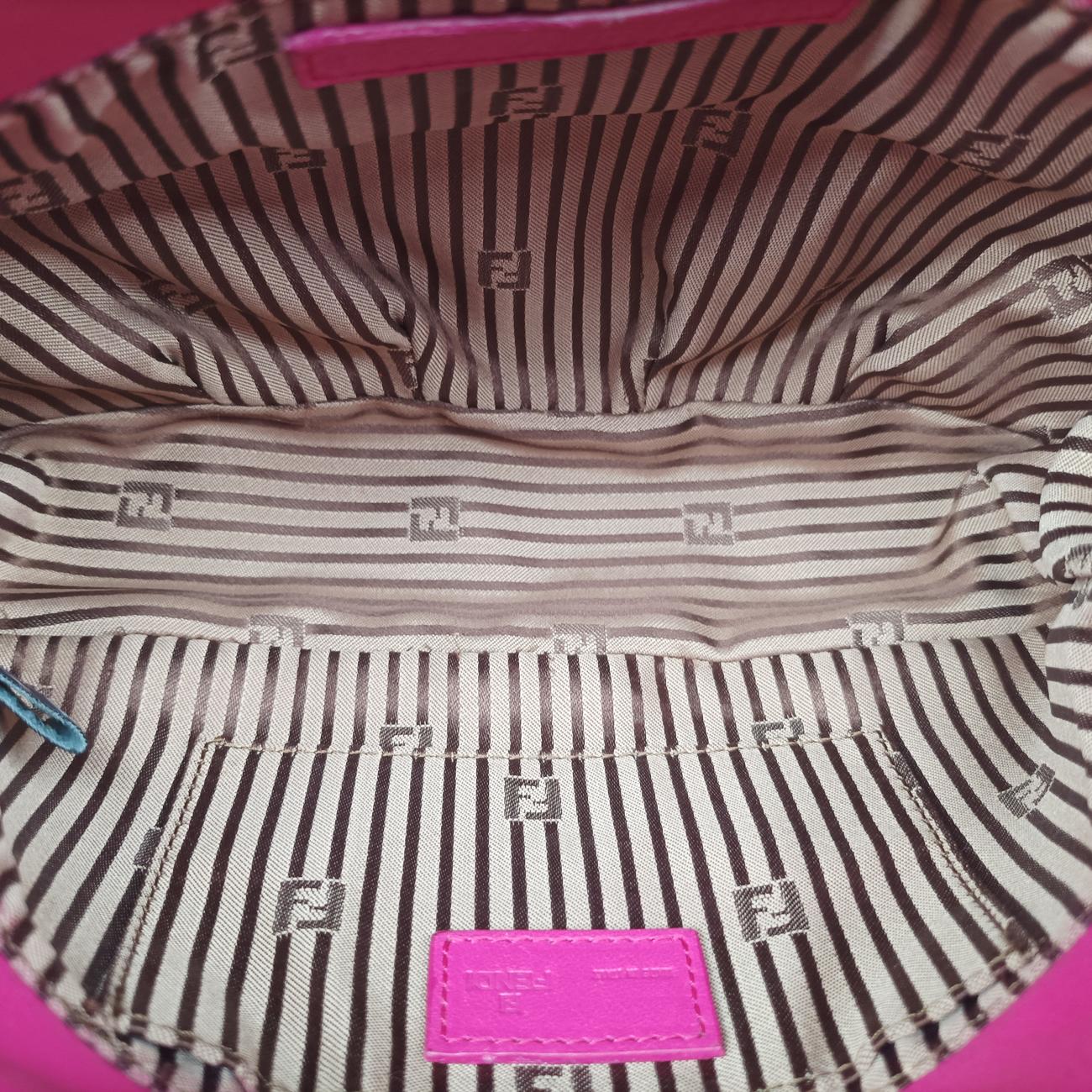 Fendista Pochette Rose Leather 8M0276 8M0276-ANG-128-2566フェンディスタ ポシェット ローズ レッド レザー 8M0276 8M0276-ANG-128-2566