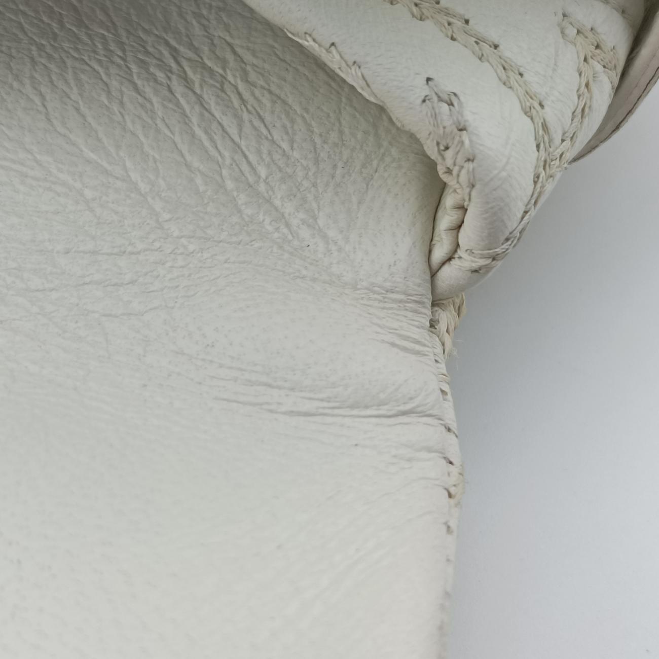 Embossed Leather Talia Vanitas White Leather エンボス レザー タリア ヴァニタス ホワイト レザー 