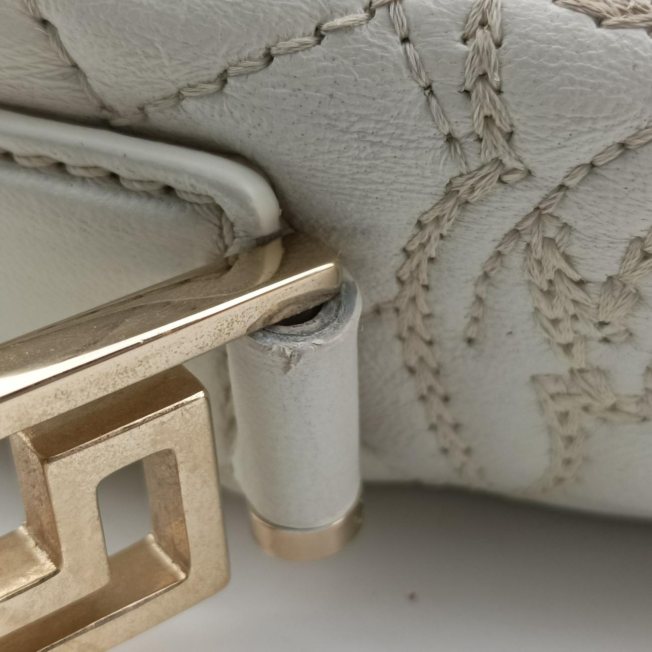 Embossed Leather Talia Vanitas White Leather エンボス レザー タリア ヴァニタス ホワイト レザー 