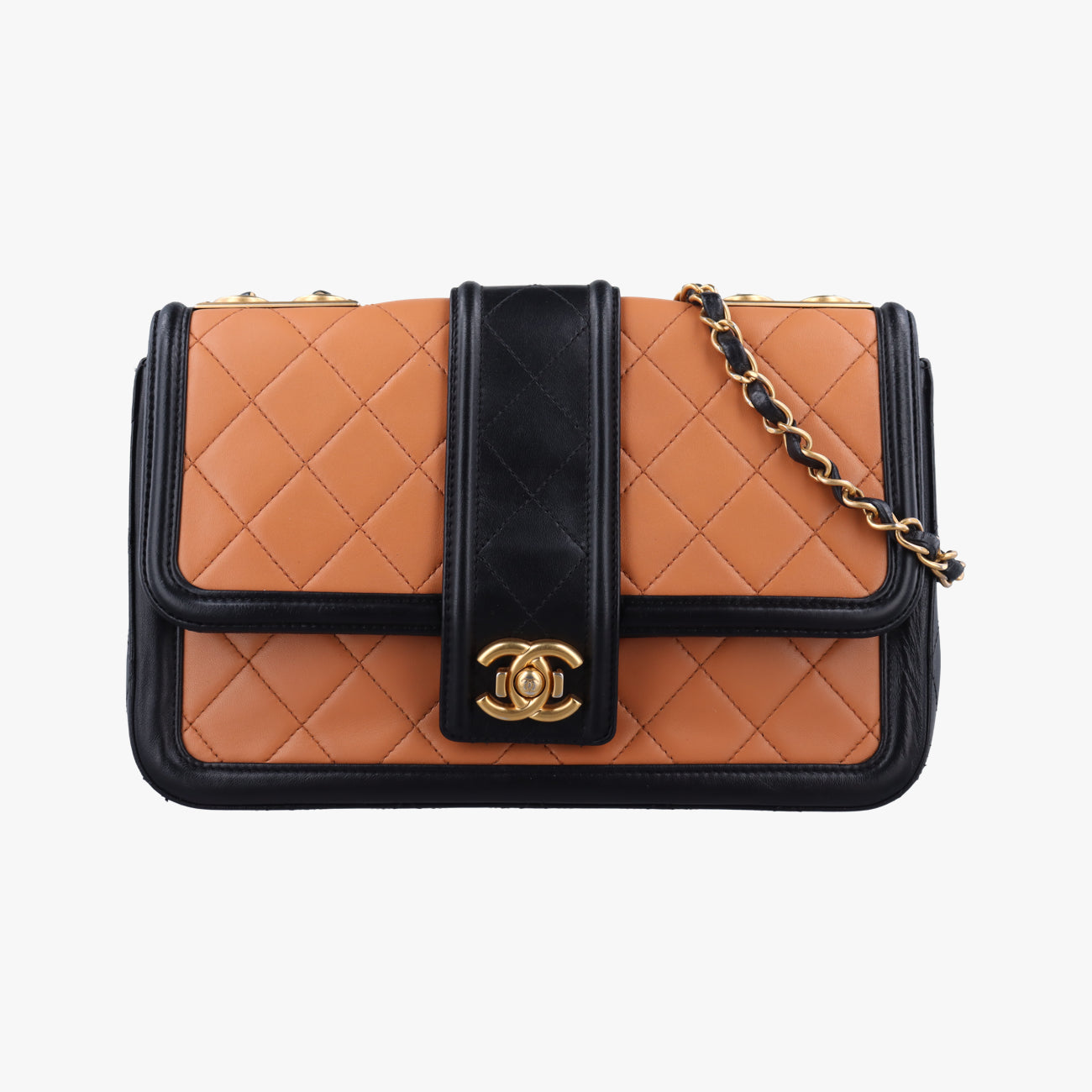 Elegant CC Flap Beige×black Leather A91365 23230869マトラッセ シングルフラップ ベージュ×ブラック レザー A91365 23230869