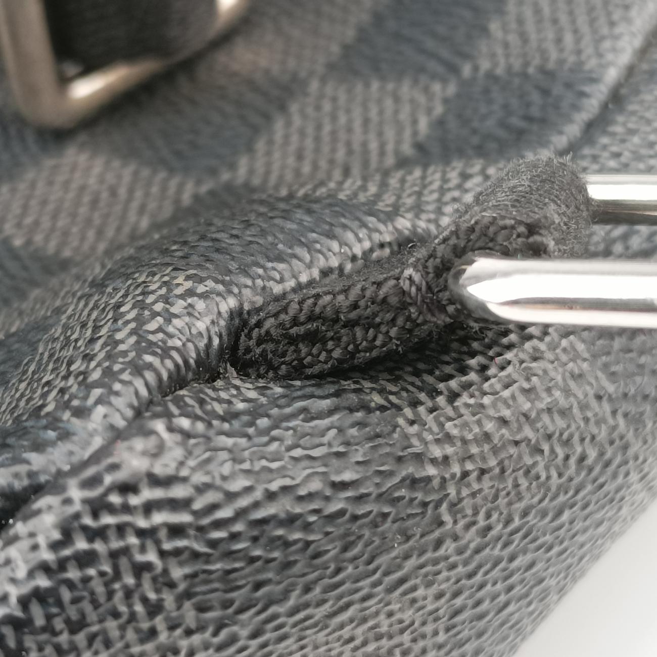 Avenue Sling Noir Damier Graphite N41719 MB3157アヴェニュー スリング ノワール ダミエ グラフィット N41719 MB3157